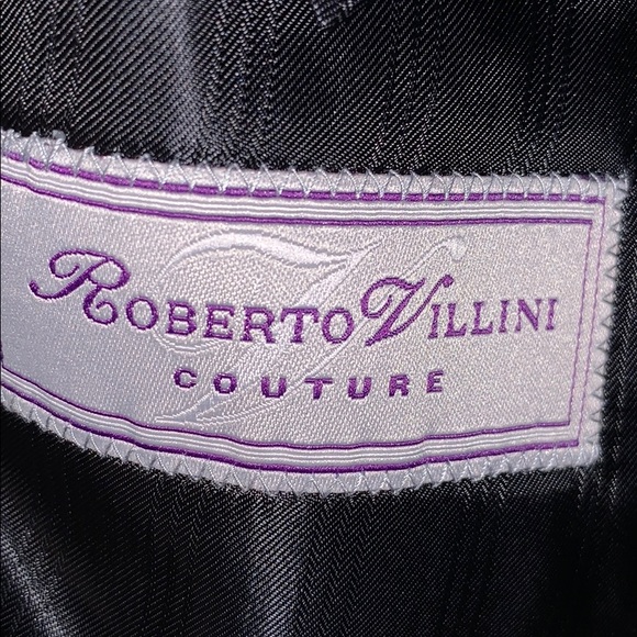 Men’s Suit - Picture 4 of 4